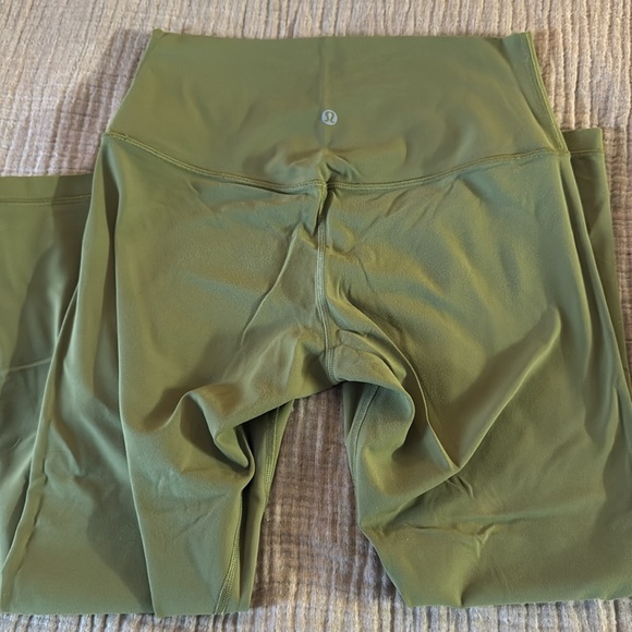 Lululemon Align Leggings - Size 8 - Picture 3 of 3